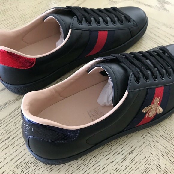 Gucci Bee Shoes - Picture 2 of 2